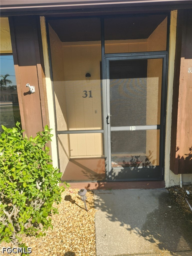 2 Bed Condominium for Sale in Cape Coral, photo 3