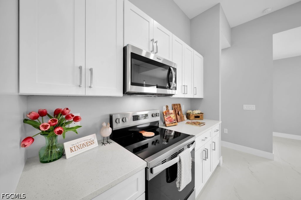 3 Bed SingleFamilyResidence for Sale in Cape Coral, FL — photo 3