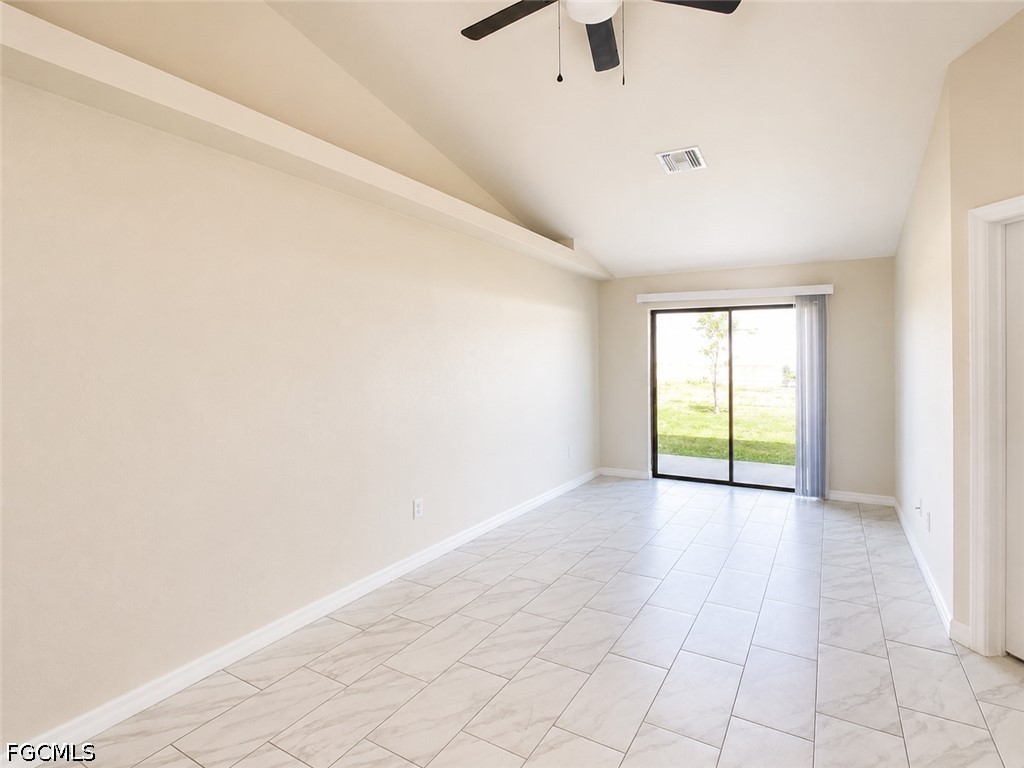 3 Bed Duplex for Sale in Cape Coral, photo 3