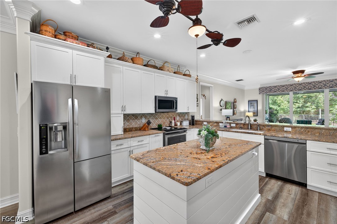 4 Bed SingleFamilyResidence for Sale in Silverlakes, photo 3