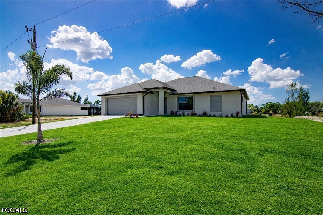 4 Bed Waterfront Home for Sale in Cape Coral, photo 3