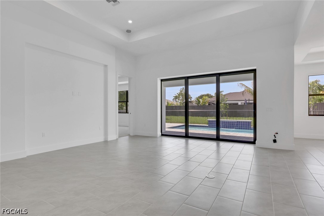 4 Bed Pool Home for Sale in Cape Coral, photo 3