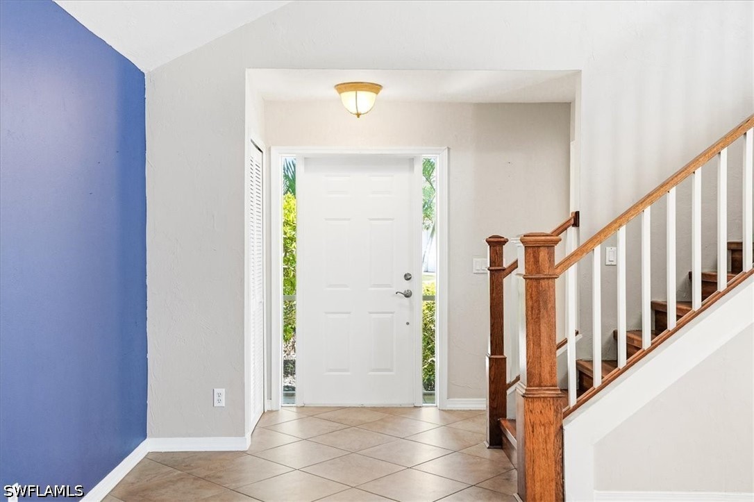 3 Bed Pool Home for Sale in Moon Lake, photo 3