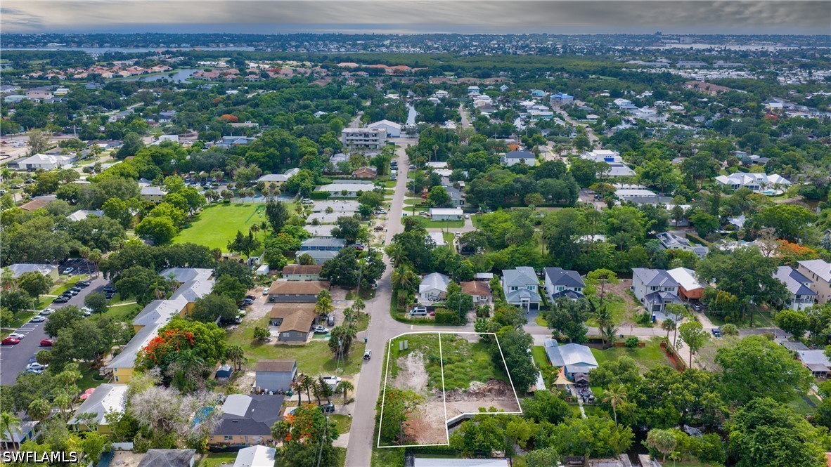 Waterfront Home for Sale in Sabal Shores, photo 3