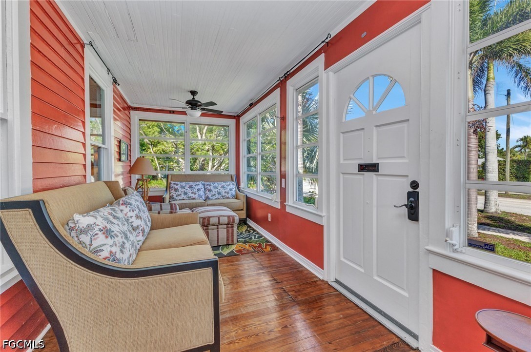 5 Bed Pool Home for Sale in Punta Gorda, photo 3