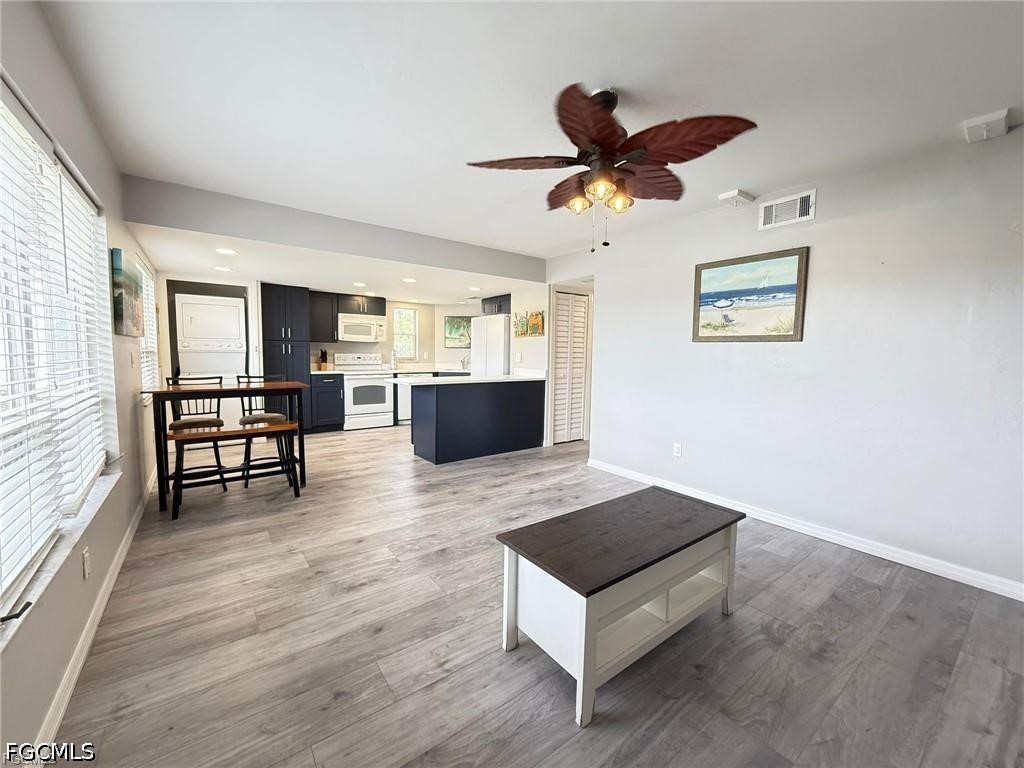 2 Bed Condominium for Sale in Parkway Village, photo 3
