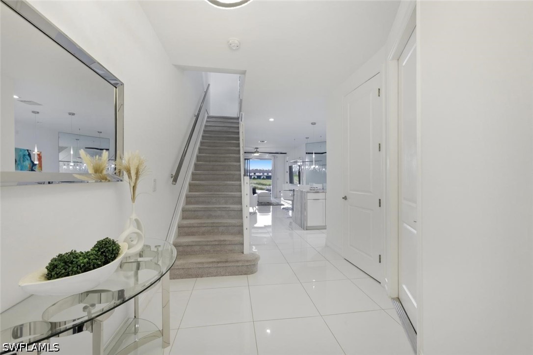 3 Bed Waterfront Home for Sale in Naples, photo 3