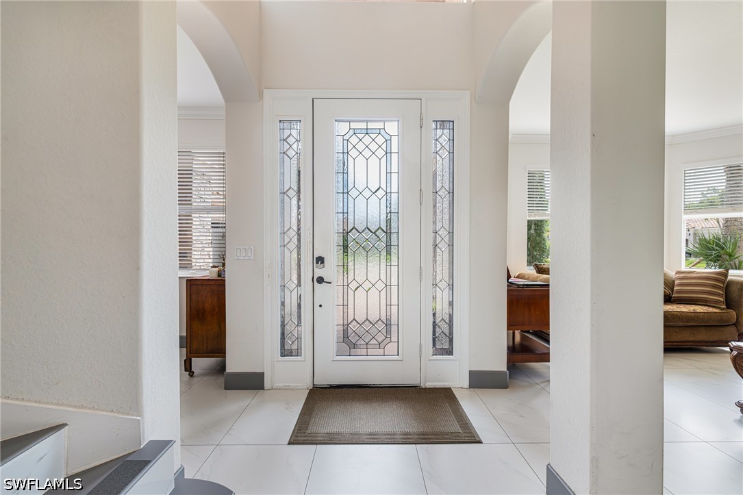 5 Bed Pool Home for Sale in Bella Terra, photo 3