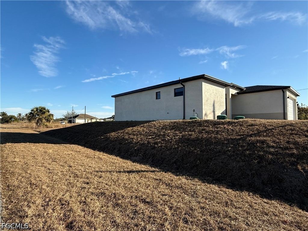 4 Bed SingleFamilyResidence for Sale in Lehigh Acres, photo 3