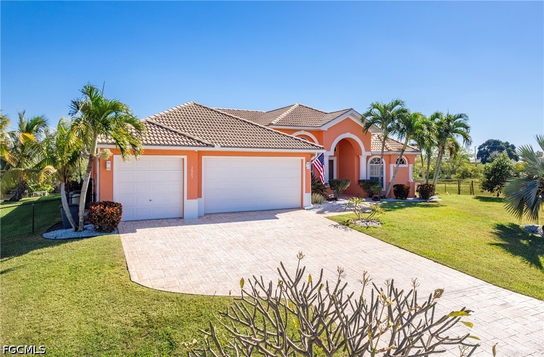 4 Bed Pool Home for Sale in Cape Coral, photo 3