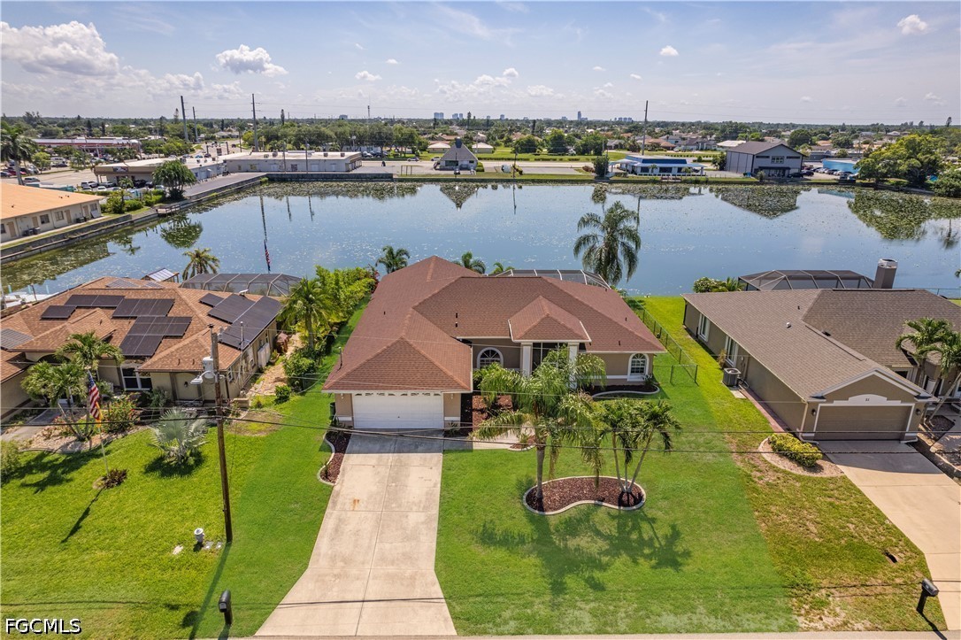 4 Bed Pool Home for Sale in Cape Coral, photo 3