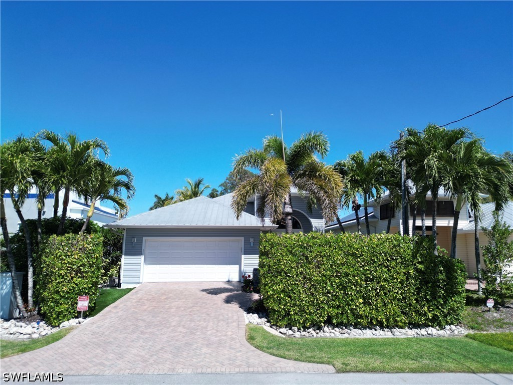 3 Bed Pool Home for Sale in Sabal Shores, FL, $1,600,000 — photo 3