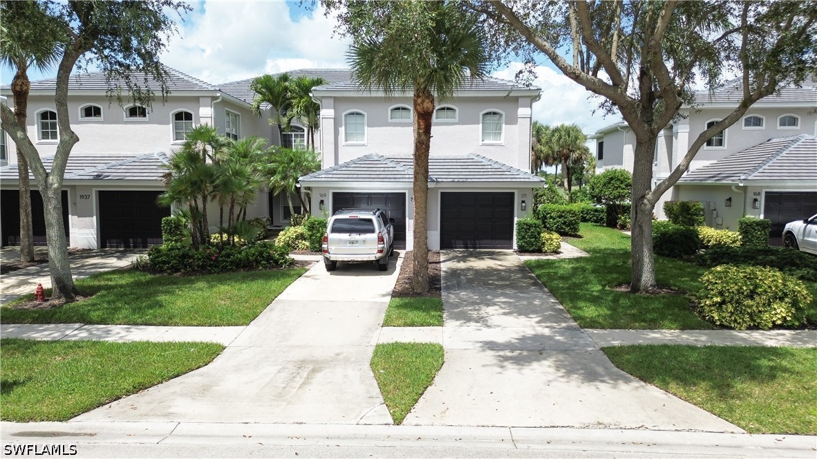 3 Bed Condominium for Sale in Colonial Links, photo 3