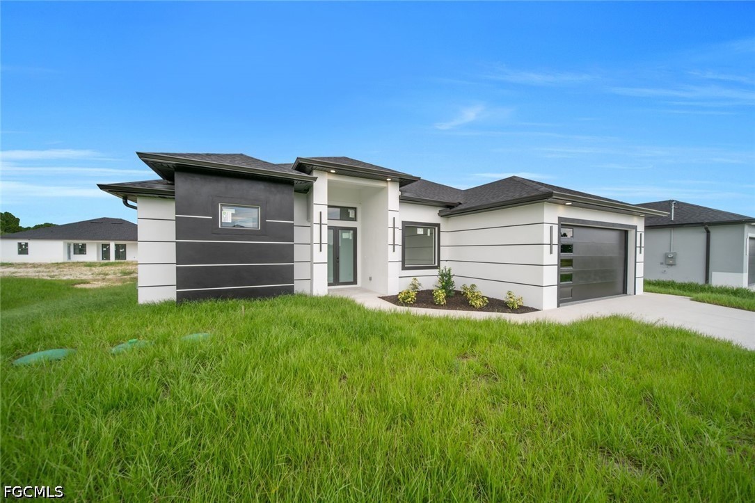 4 Bed SingleFamilyResidence for Sale in Lehigh Acres, FL — photo 3