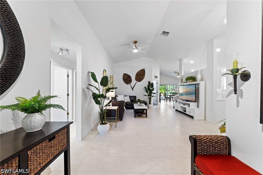3 Bed Pool Home for Sale in Fort Myers, photo 3