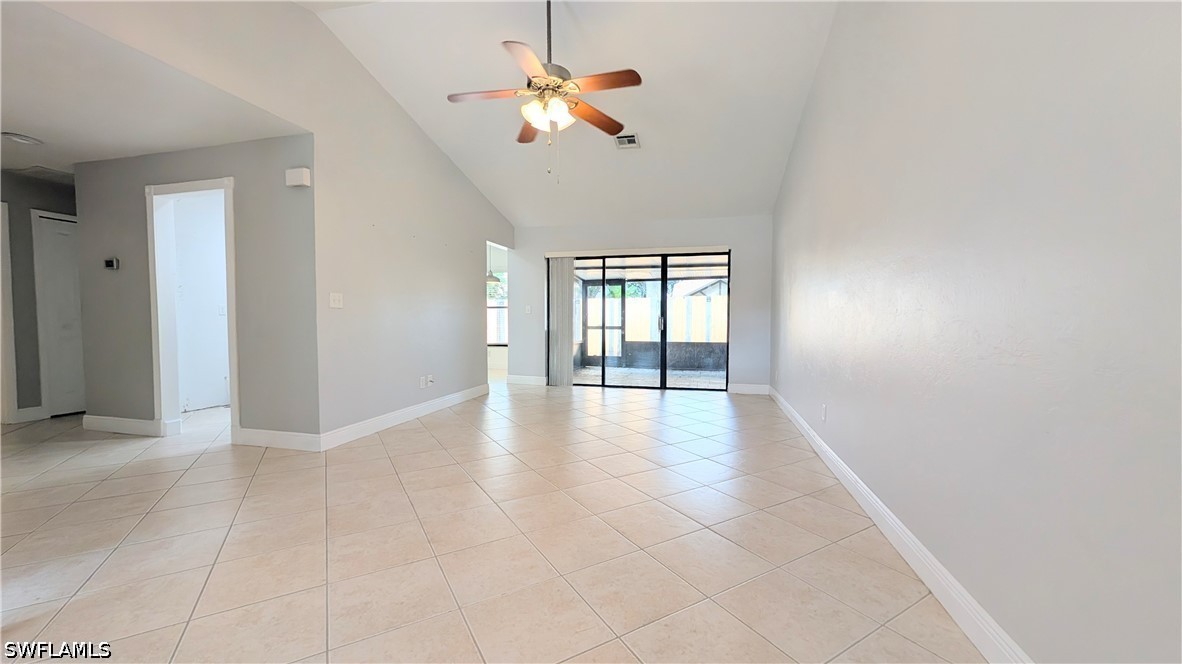 2 Bed Townhouse for Sale in Fort Myers, photo 3