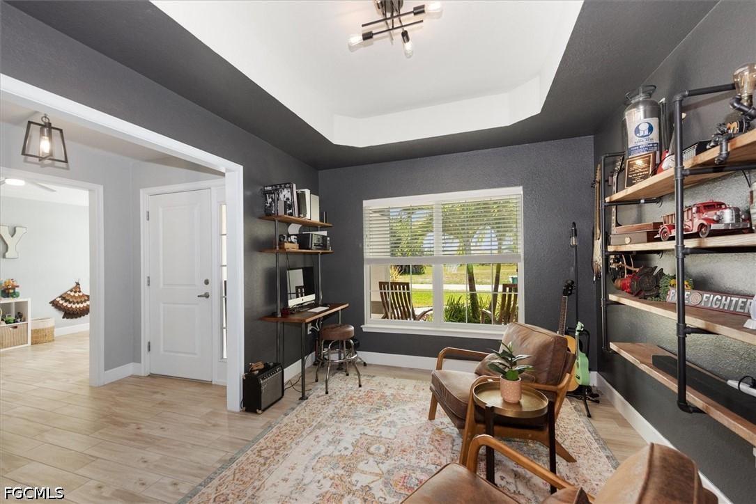 4 Bed SingleFamilyResidence for Sale in Cape Coral, photo 3