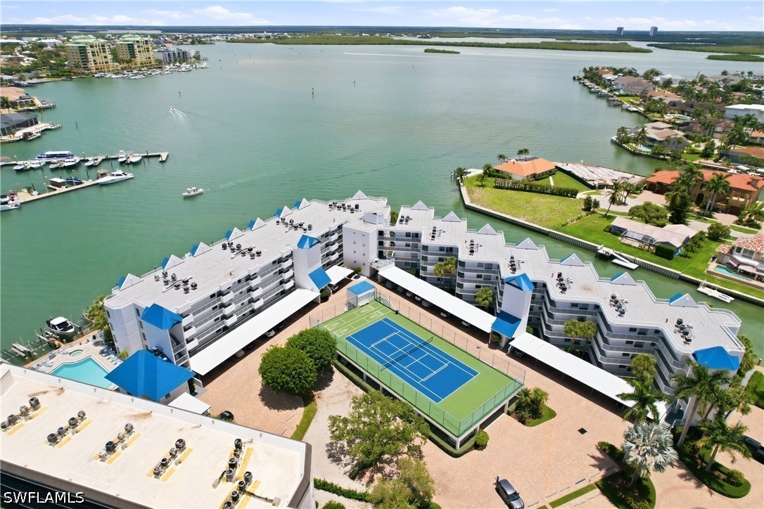 2 Bed Pool Home for Sale in Marco Island, photo 3