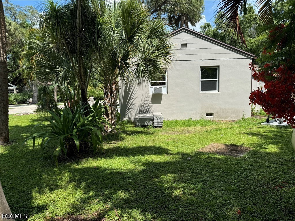 3 Bed SingleFamilyResidence for Sale in Bayside Park, FL — photo 3