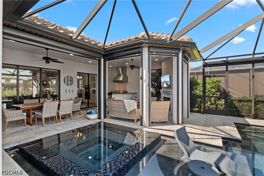 3 Bed Pool Home for Sale in Esplanade, photo 3