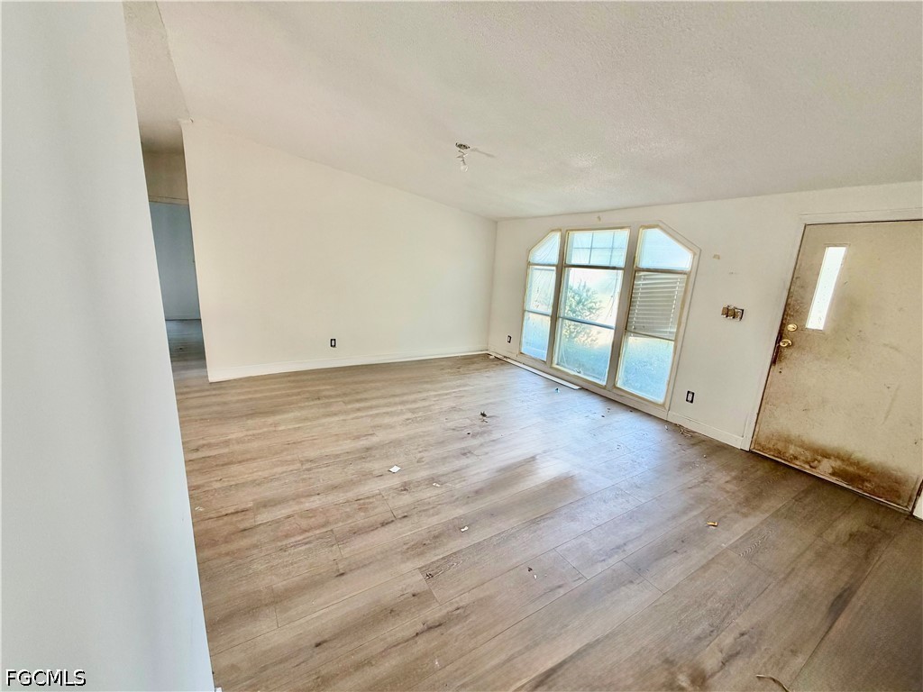 3 Bed ManufacturedHome for Sale in Not Applicable, FL — photo 3