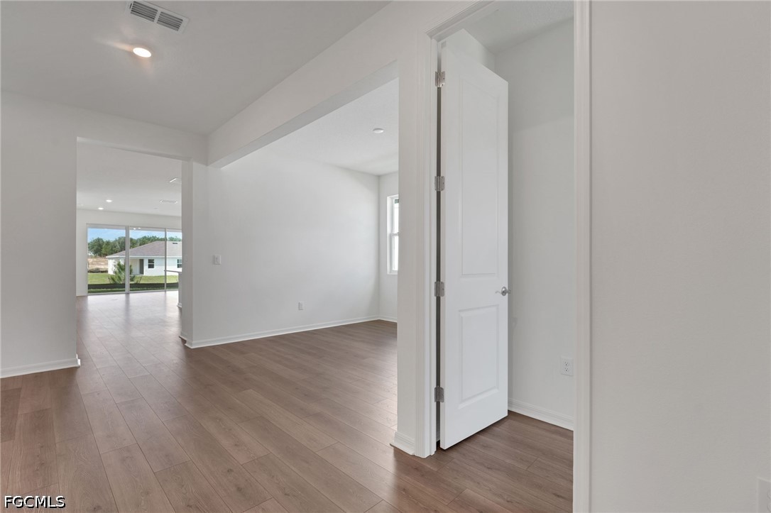 4 Bed SingleFamilyResidence for Sale in Turnleaf, photo 3