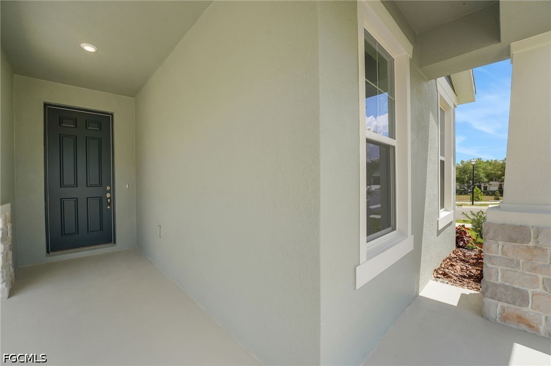 4 Bed SingleFamilyResidence for Sale in Turnleaf, photo 3