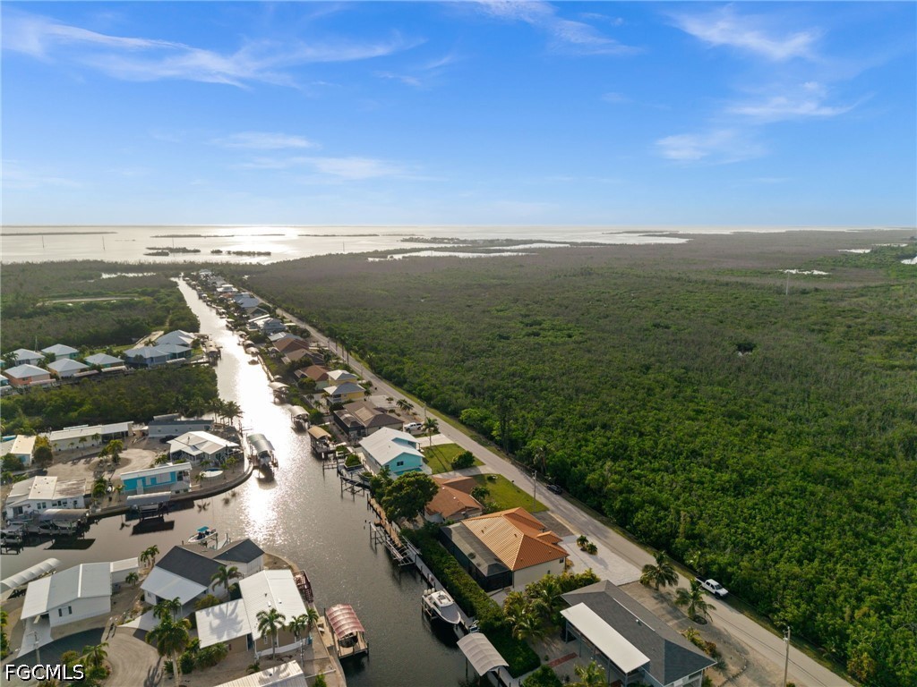 3 Bed Pool Home for Sale in Galt Island Shores, FL, $874,000 — photo 3