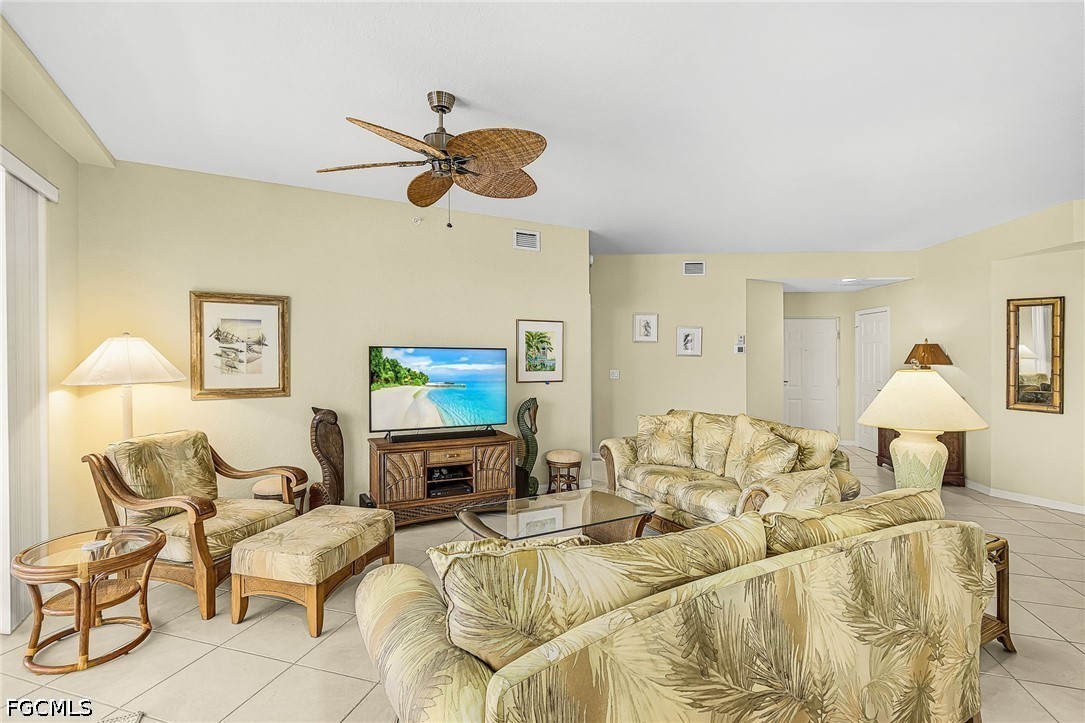 3 Bed Waterfront Home for Sale in Waterside At Bay Beach, FL — photo 3