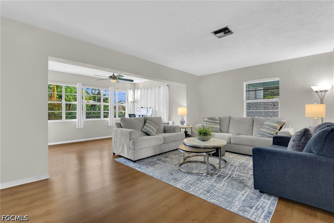 2 Bed SingleFamilyResidence for Sale in Mcgregor Groves, FL — photo 3