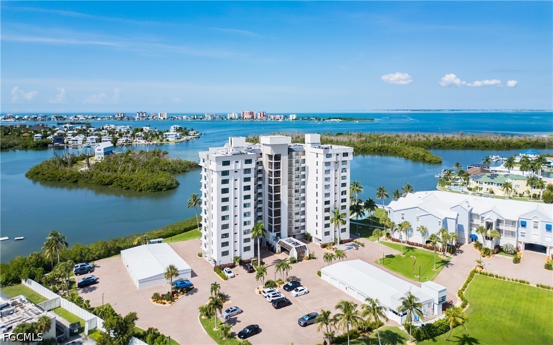2 Bed Waterfront Home for Sale in Boardwalk Caper, photo 3