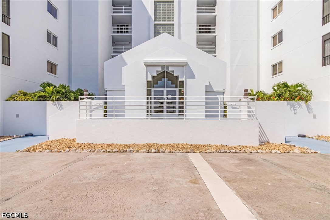 2 Bed Waterfront Home for Sale in Ocean Harbor Condo, photo 3