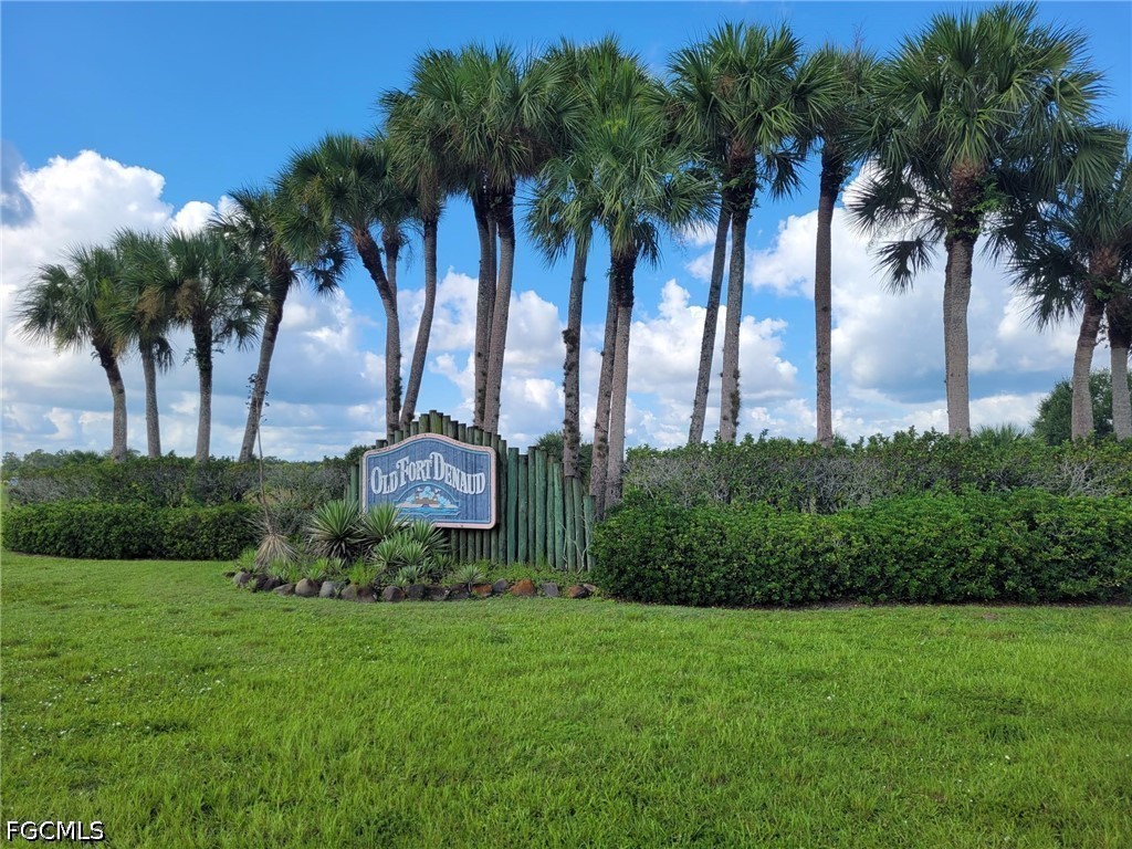Residential for Sale in Old Fort Denaud, FL — photo 3