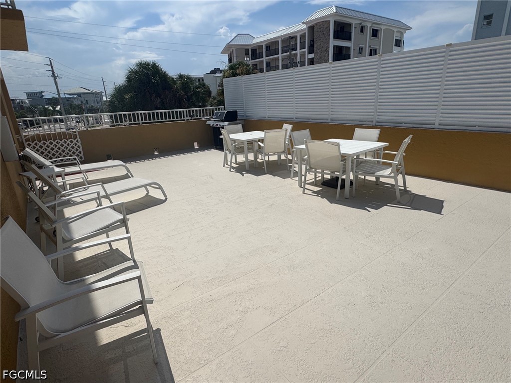 2 Bed Condominium for Sale in Tropical Shores, FL, $499,000 — photo 3