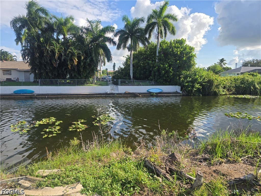 Waterfront Home for Sale in Cape Coral, FL — photo 3
