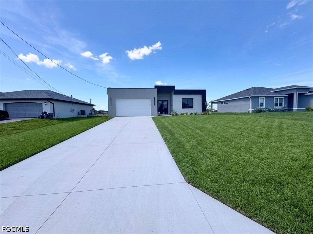 4 Bed SingleFamilyResidence for Sale in Cape Coral, FL — photo 3