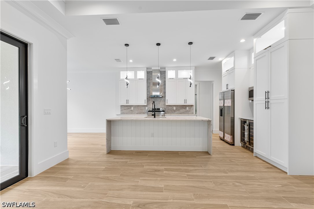 3 Bed SingleFamilyResidence for Sale in Naples, FL — photo 3