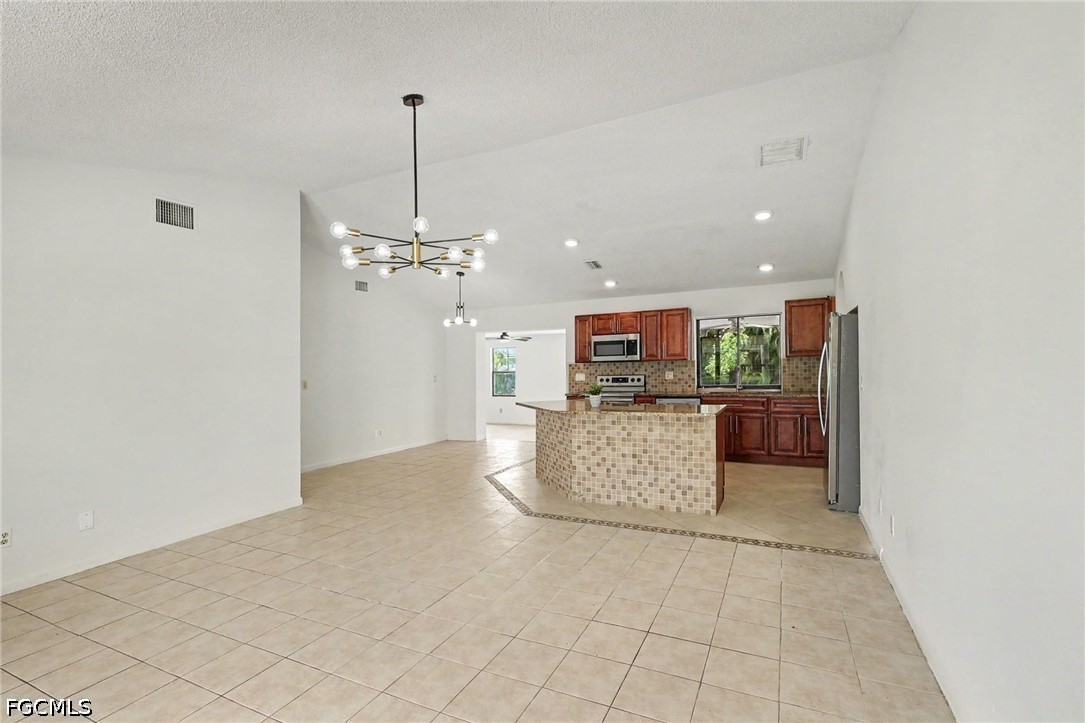 3 Bed SingleFamilyResidence for Sale in Cape Coral, FL — photo 3
