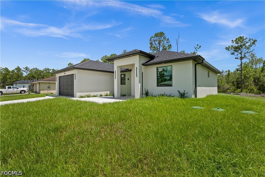 3 Bed SingleFamilyResidence for Sale in Lehigh Acres, FL — photo 3