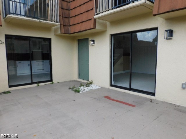 2 Bed Condominium for Sale in Fort Myers, FL, $124,900 — photo 3