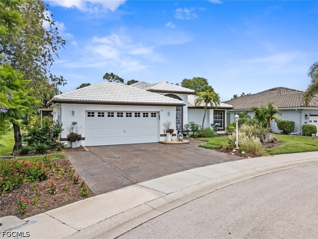 3 Bed Waterfront Home for Sale in Del Vera Country Club, FL — photo 3