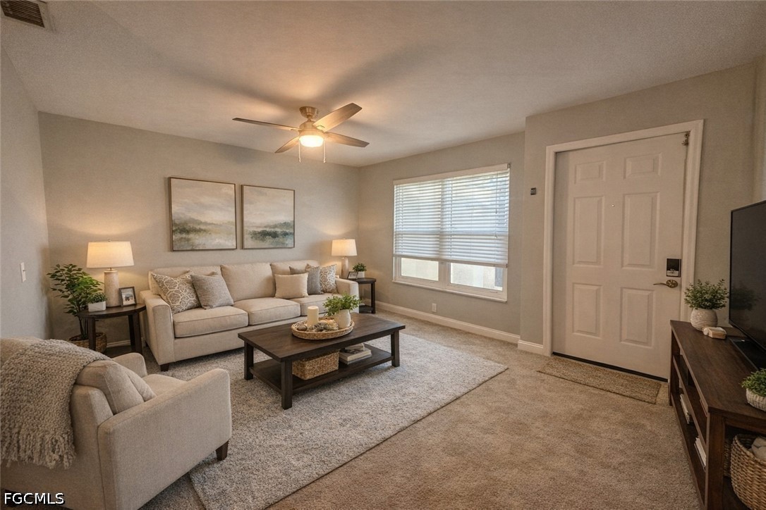 3 Bed Condominium for Sale in Fort Myers, photo 3