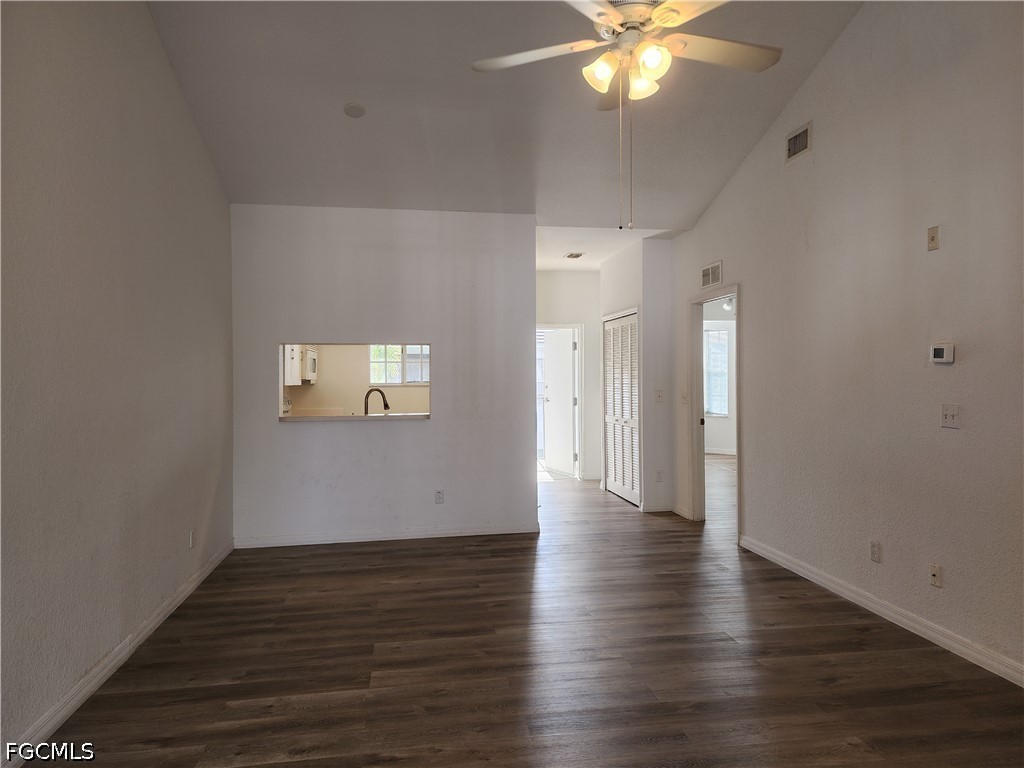 3 Bed Condominium for Sale in Fort Myers, photo 3