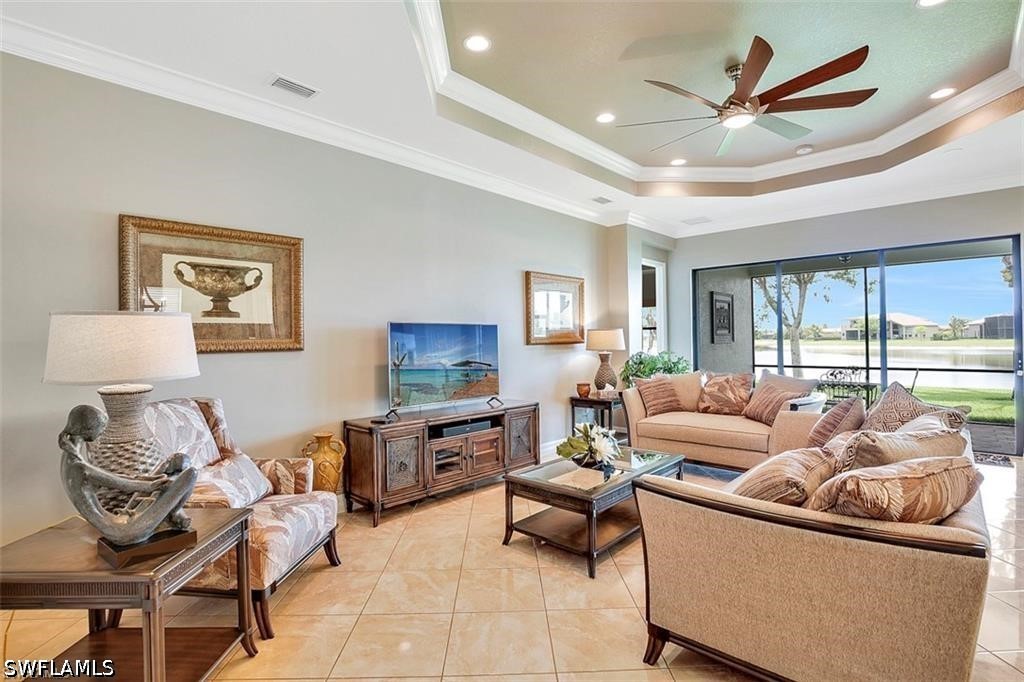 3 Bed Waterfront Home for Sale in Riverstone, photo 3