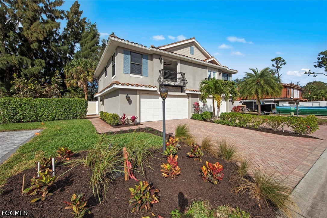 1 Bed Townhouse for Sale in Fort Myers, FL, $240,000 — photo 3