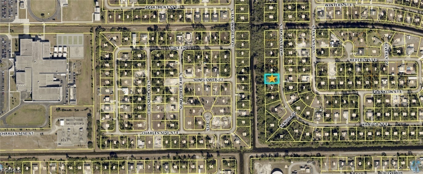 3 Bed SingleFamilyResidence for Sale in Lehigh Acres, FL — photo 3