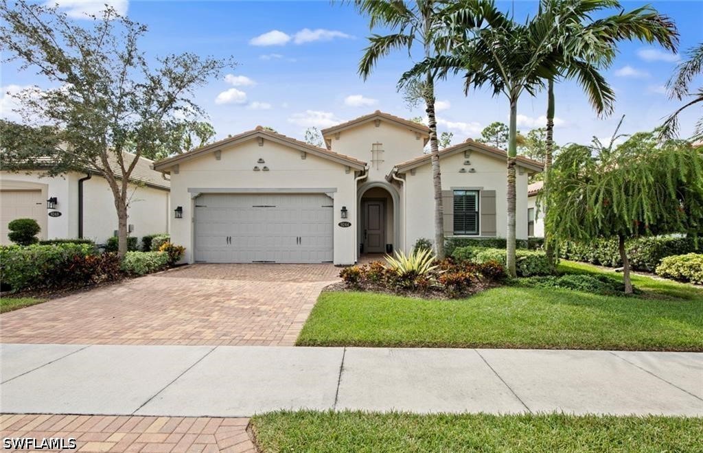3 Bed Pool Home for Sale in Bent Creek Preserve, FL, $3,995 — photo 3