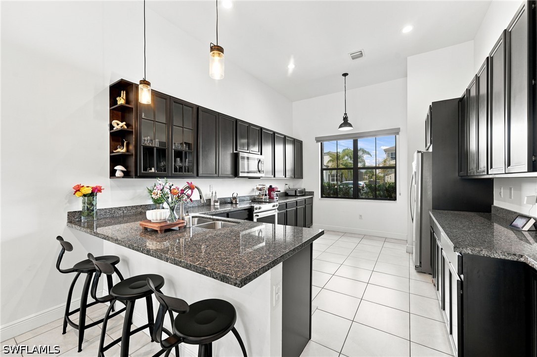 3 Bed SingleFamilyResidence for Sale in Maple Ridge, FL — photo 3