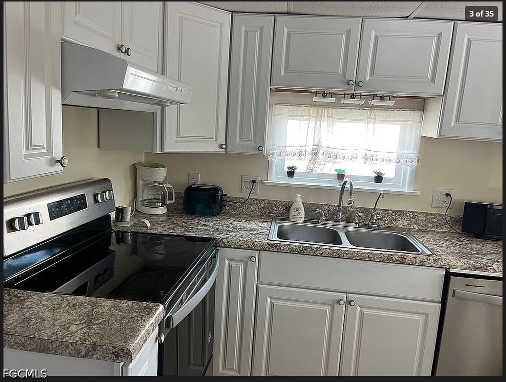 2 Bed ManufacturedHome for Sale in Fort Myers, FL, $69,900 — photo 3