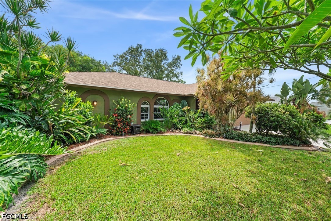 3 Bed SingleFamilyResidence for Sale in Cape Coral, FL — photo 3